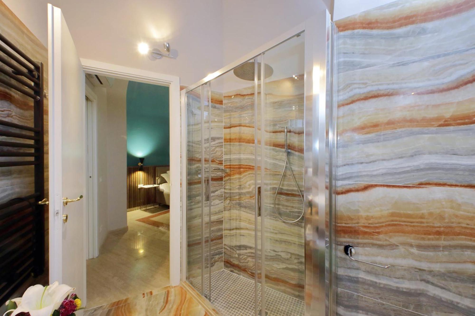 Charming Suites Navona Рим Экстерьер фото